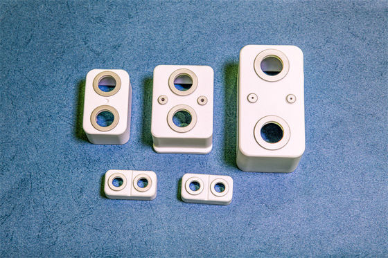 Alumina Ceramic Slice with High Volume Density ≥3.65, Thermal Shock Resistance 250℃, and Gas Tightness ≤1.0*10^-11